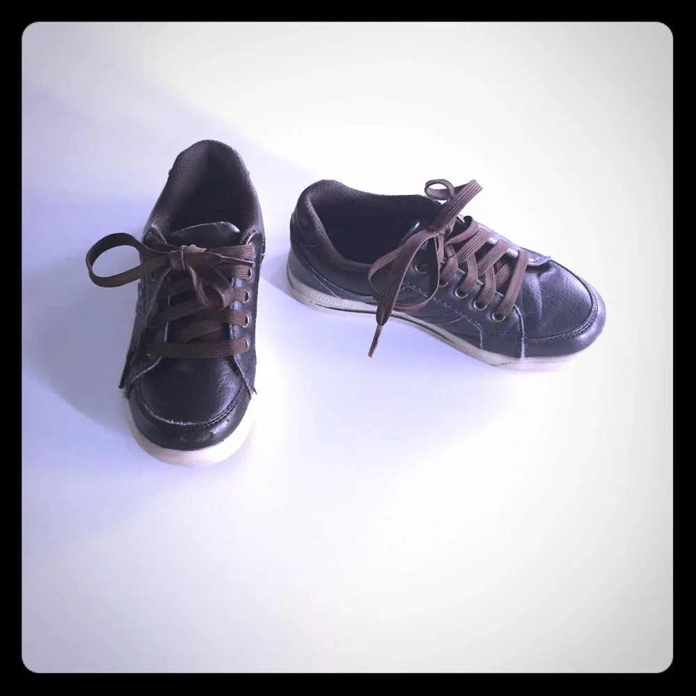 Size 13 Boys Brown Dress Shoe - Picture 1 of 3